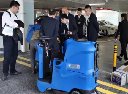 正確清潔和保養車庫或停車場